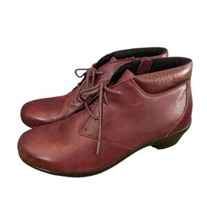 Aravon Womens Maroon Red Leather Kitt Chukka Ankle Boots Size 11 Lace Up Comfort